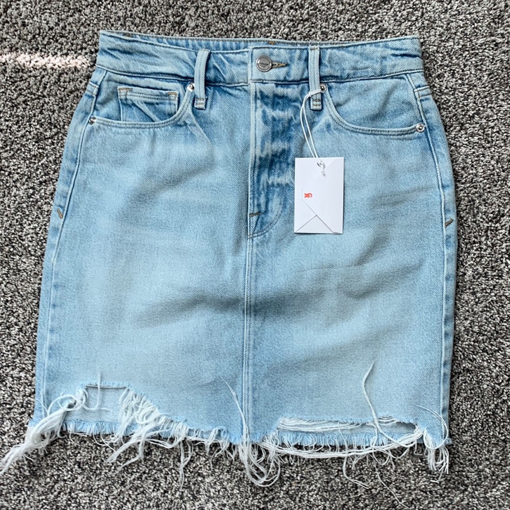 Good American Mini skirt size 0/25